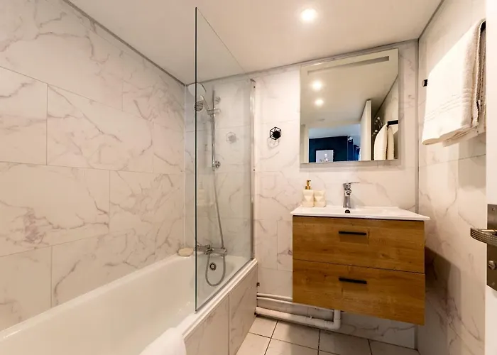 Calliopee By Kleidos - Magnifique Duplex, Gros Horloge *